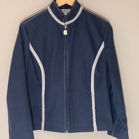 St. John Sport - Picture 1 of 5